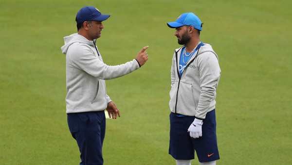 'धोनी के टेस्ट करियर को पीछे छोड़ देंगे पंत'