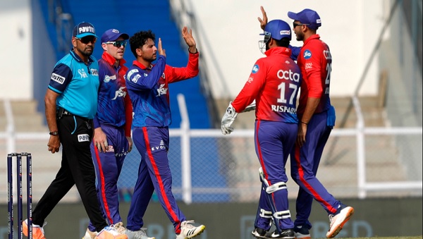 दिल्ली कैपिटल्स के अक्षर पटेल से खुश दिखे कैफ- दिल्ली कैपिटल्स के अक्षर पटेल से खुश दिखे कैफ-