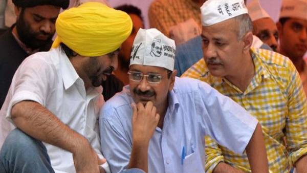 पंजाब के बच्चों को फ्री में शिक्षा देने की घोषणा