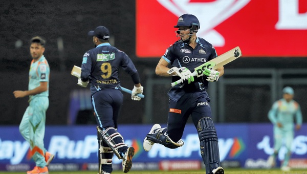 जीत की बाजी कप्तान हार्दिक पांड्या के ही हाथ लगी-