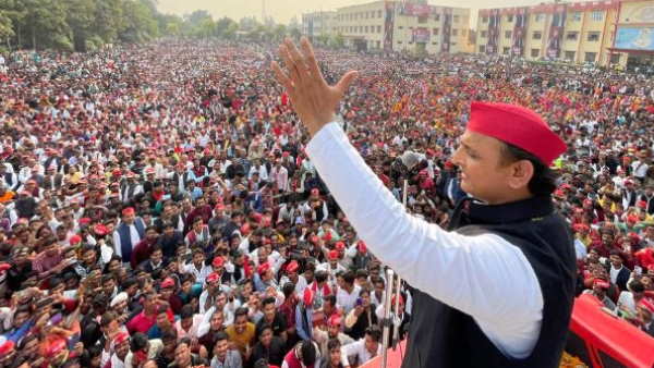 यूपी में बीजेपी ने हासिल किया प्रचंड बहुमत
