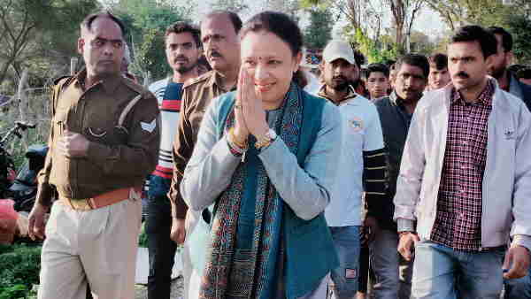 कौन हैं आराधना मिश्रा