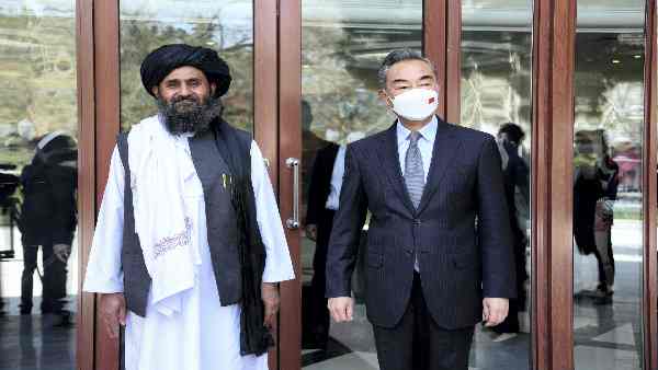 मौके का भरपूर फायदा उठाना चाहता है ड्रैगन