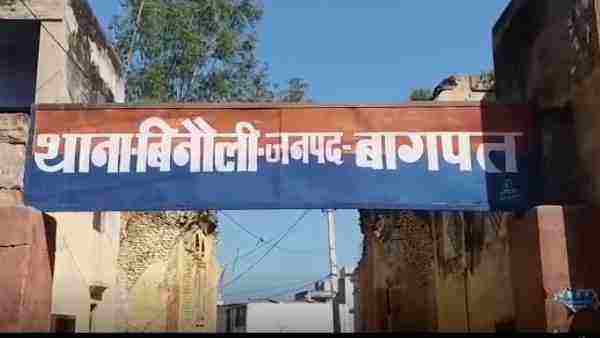 मोबाइल छुड़ाने में छूटे पुलिसकर्मियों के पसीने