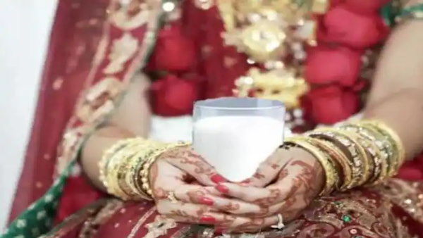 नकदी और गहने लेकर फरार हुई नई दुल्हन नकदी और गहने लेकर फरार हुई नई दुल्हन