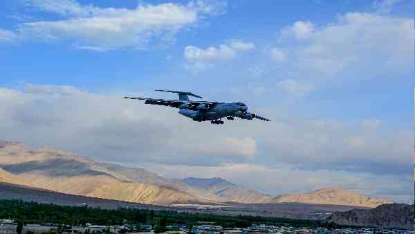 ऑपरेशन गंगा में सी-17 को उतारने की तैयारी