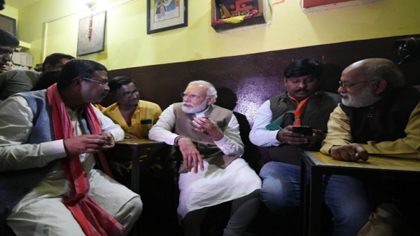 1-2 दो बार नहीं, 3 बार कुल्हड़ वाली चाय पी मोदी ने