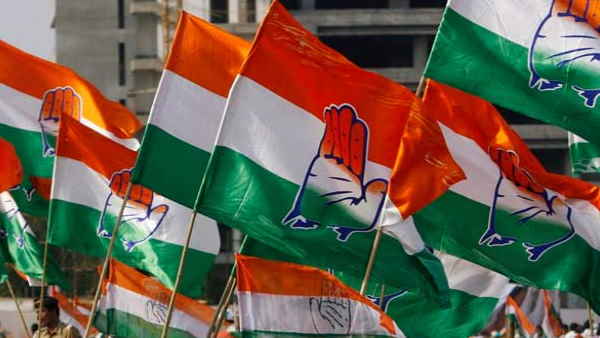 कांग्रेस के विधायकों की संख्‍या 700 है
