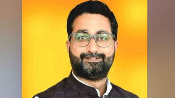 किसी भी सदन के सदस्य नहीं हैं अंसारी किसी भी सदन के सदस्य नहीं हैं अंसारी