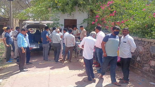 पति के साथ चलाती थी अस्पताल
