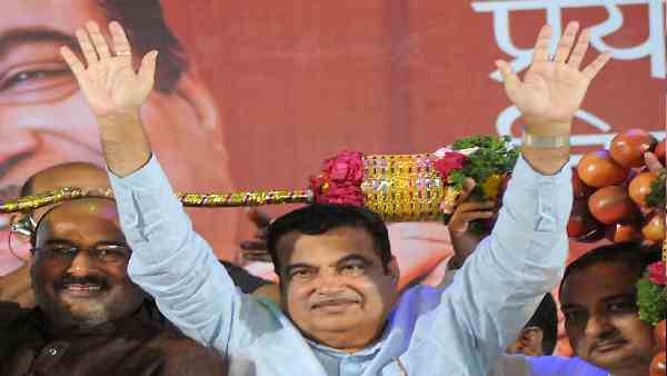 'कांग्रेसी अपना विश्वास बनाए रखें और पार्टी में बने रहें' 'कांग्रेसी अपना विश्वास बनाए रखें और पार्टी में बने रहें'