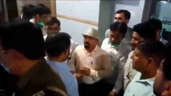 पुलिस ने कराया मामला शांत