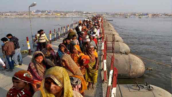 केंद्र की लिस्ट में धार्मिक अल्पसंख्यक कौन हैं ?