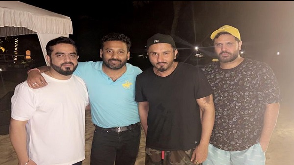 फोटो में हनी का ड्रेसिंग स्टाइल