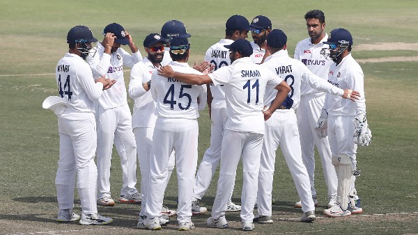 सिर्फ घर के शेर हैं अश्विन