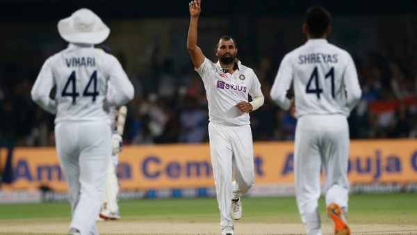 भारतीय गेंदबाजों ने किया शानदार प्रदर्शन भारतीय गेंदबाजों ने किया शानदार प्रदर्शन