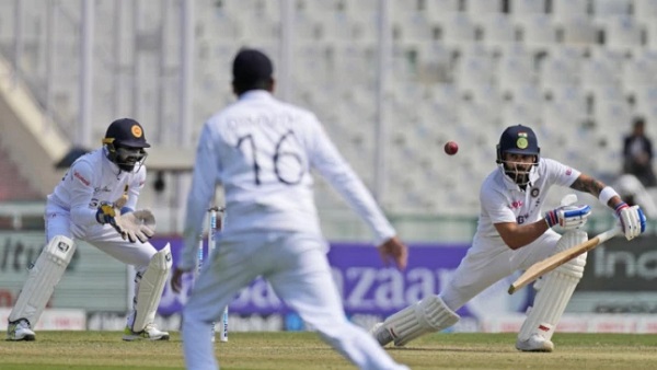 गावस्कर ने विहारी को दी गोल्डन सलाह गावस्कर ने विहारी को दी गोल्डन सलाह