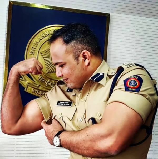  8. आईपीएस शिवदीप लांडे (ips shivdeep lande)