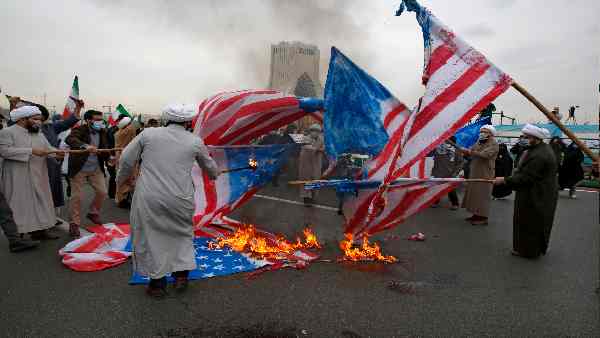 प्रतिबंधों के मामले में नंबर-2 पर ईरान