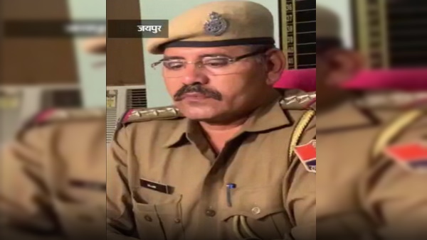 तीन गनमैन रखत था साथ