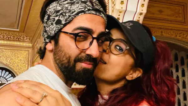 डेटिंग के 21 साल पूरे कर लिए हैं