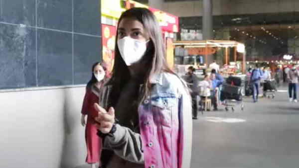 मास्क नहीं लगाने पर गुस्सा हुईं कियारा