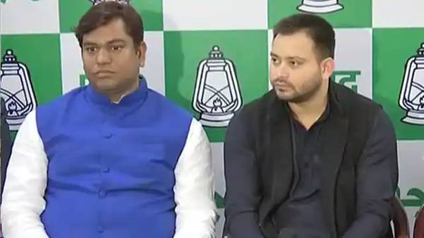 आरजेडी से वीआईपी मिला सकती है हाथ आरजेडी से वीआईपी मिला सकती है हाथ