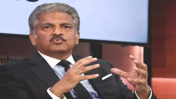 आनंद महिन्द्रा ने नितिन गडकरी से क्या कहा था ? आनंद महिन्द्रा ने नितिन गडकरी से क्या कहा था ?