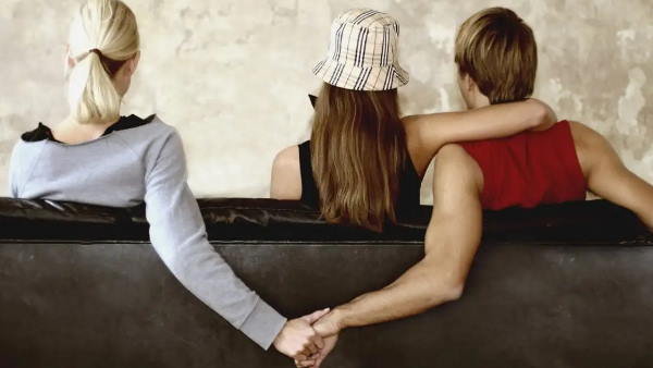 पति का भी रहा दूसरा रिश्ता पति का भी रहा दूसरा रिश्ता