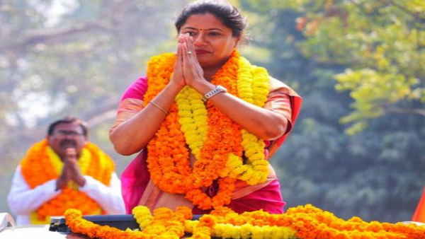 पल्‍लवी के लिए डिंपल यादव और जया बच्‍चन ने यिका था प्रचार 