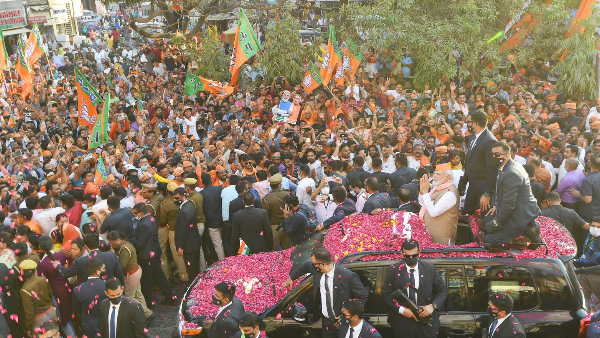 uttar pradesh assembly election 2022 PM narendra modi roadshow in varanasi uttar pradesh assembly election 2022 PM narendra modi roadshow in varanasi