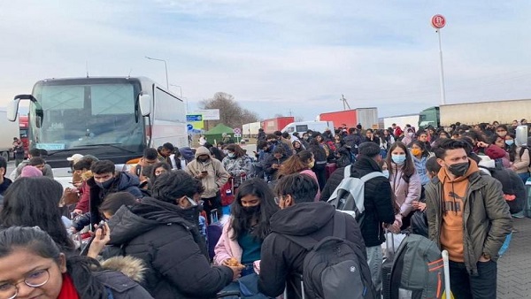 'हमें डराने के लिए गोलियां चलाई जा रही हैं...'