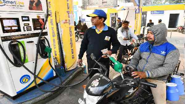 एक्साइज ड्यूटी घटने की संभावना फिलहाल टलती नजर आ रही है