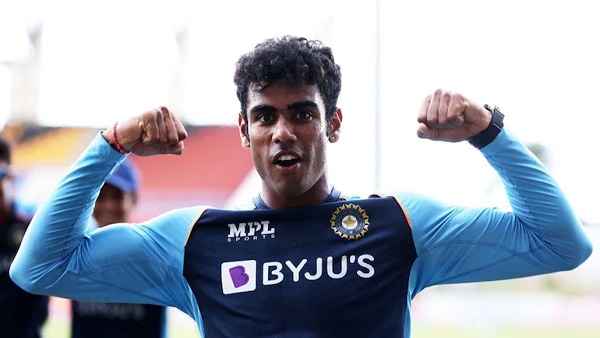 2. राजवर्धन हैंगरगेकर 2. राजवर्धन हैंगरगेकर