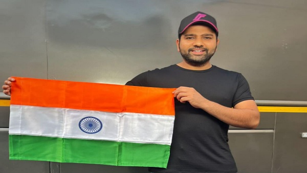 लोग भी रोहित से अजीबो-गरीब प्रश्न कर रहे हैं... 