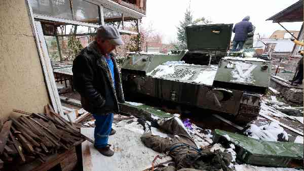 'नाजीवाद चुप रहने से जन्म लेता है'