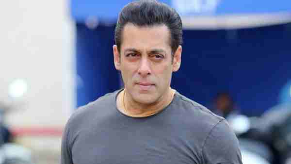 बहन अलवीरा भी कोर्ट आईं थी 