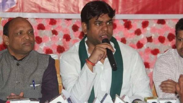 क्या होगा सहनी की अगला क़दम ?