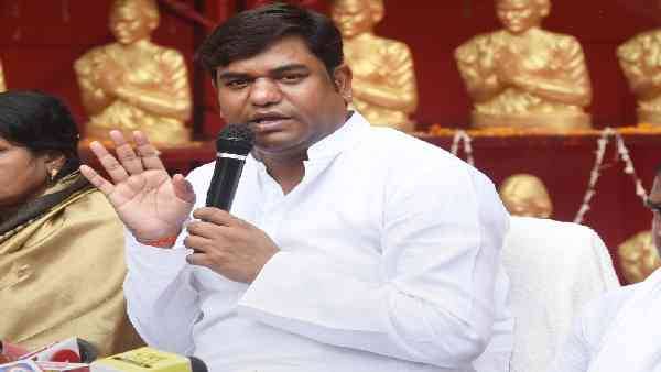 ओवौसी की पार्टी का मिल सकता है सहारा