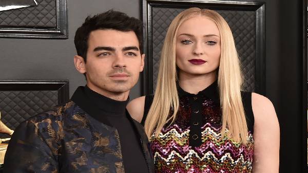  2019 में जो और सोफी ने की शादी 