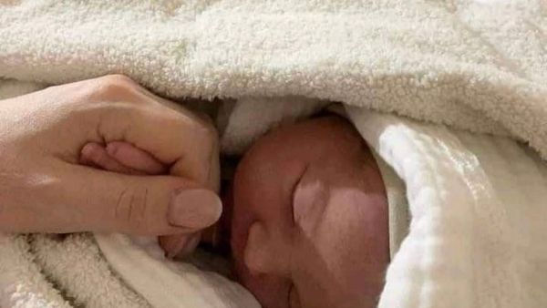 डर में गुजरती है पूरी रात डर में गुजरती है पूरी रात