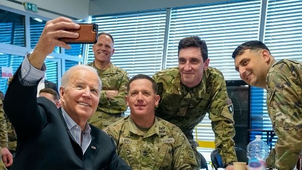 पोलैंड दौरे पर जो बाइडेन