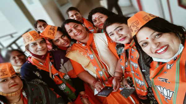 महिला विधायक देने में भाजपा ने मारी बाजी 