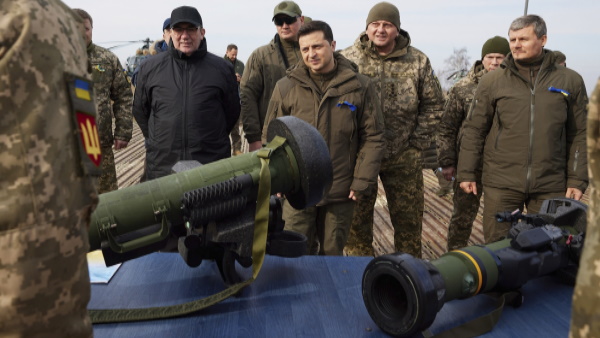 जेलेंस्की को रेस्क्यू करने के लिए अमेरिका ने बनाया हाई रिस्क प्लान जेलेंस्की को रेस्क्यू करने के लिए अमेरिका ने बनाया हाई रिस्क प्लान