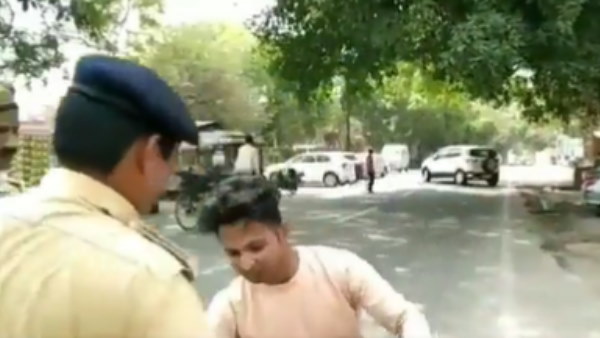 युवक खुद को बताता था हिंदू, निकला मुस्लिम