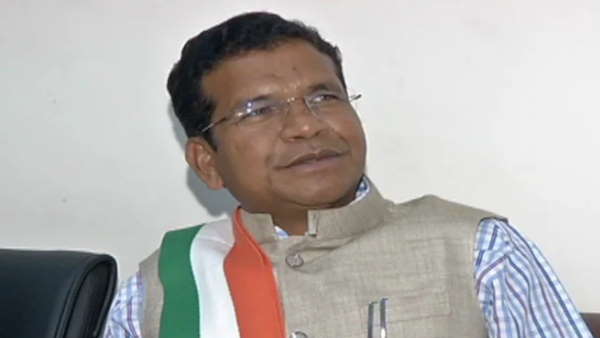 खैरागढ़ बनेगा जिला: मोहन मरकाम 