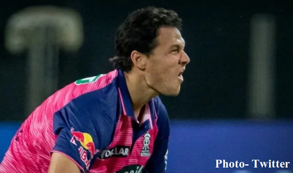 इससे पहले मार्क वुड भी हो चुके बाहर-