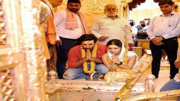 क्यों 17 अप्रैल को ही सात फेरें लेगें आलिया-रणबीर क्यों 17 अप्रैल को ही सात फेरें लेगें आलिया-रणबीर