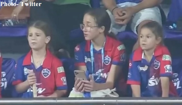 वार्नर की बेटियां मैच देखती रहती हैं-