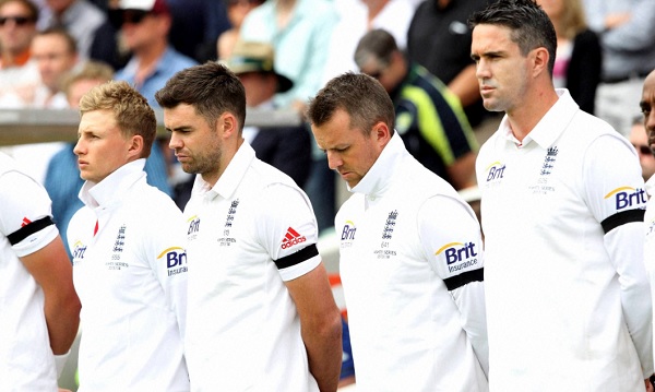 सबसे तेज 10 हजार रन बनाने वाले इंग्लिश बैटर बने रूट